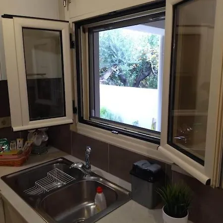 Kalamata Beach Maizonette Ground Floor And Semi-Basement With Yard Exterior foto