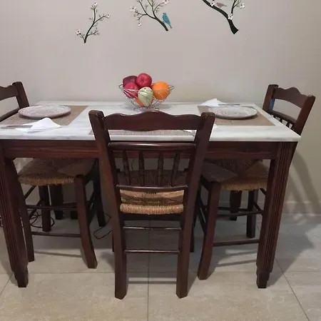 Kalamata Beach Maizonette Ground Floor And Semi-Basement With Yard Exterior foto